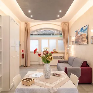 Giulia's House Apartment Rome